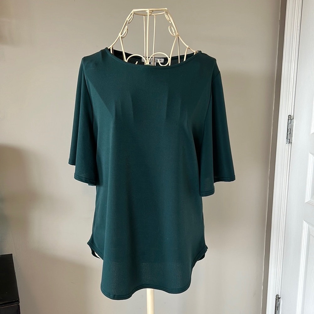 Gorgeous emerald blouse